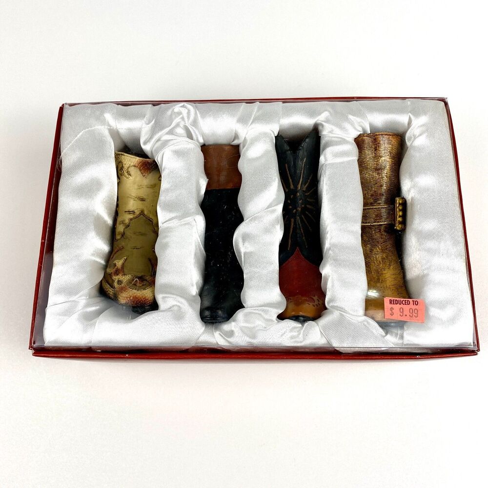 VTG JC Penney Mini Shoe Ornaments Women’s Casual Boot Set of 4 NIB Resin Boots - Picture 9 of 12